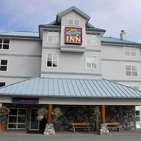 Quarterdeck Inn Port Hardy Exterior photo