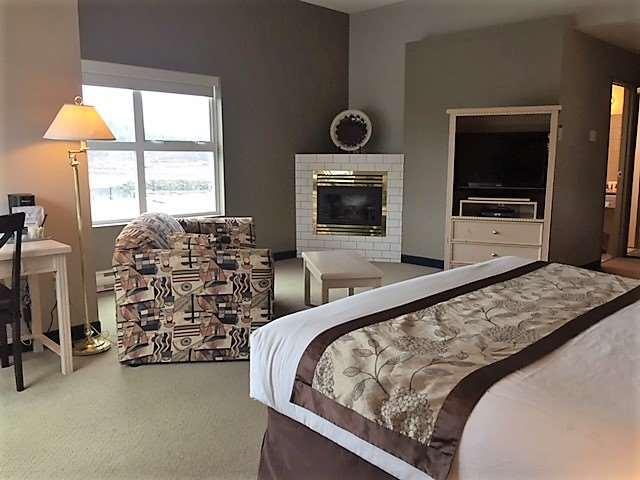 Quarterdeck Inn Port Hardy Room photo